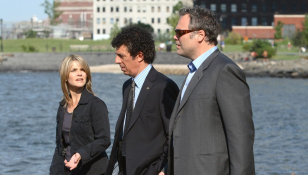 New York, section criminelle Saison 7 Épisode 15 - Sur liste d'attente