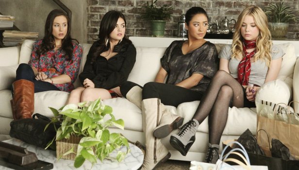 Pretty Little Liars Saison 2 Épisode 1 - Vivant ?