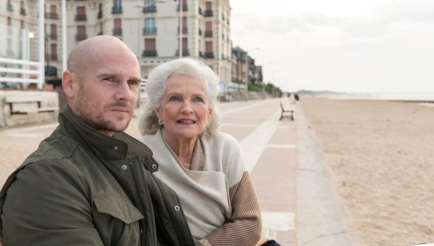 Meurtres à... Saison 10 Épisode 3 - Meurtres sur la Côte Fleurie