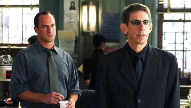 New York Unité Spéciale Saison 5 Épisode 20 - Au-dessus de tout soupçon
