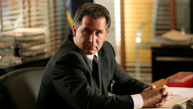 FBI : portés disparus Saison 1 Épisode 21 - Enquête interne