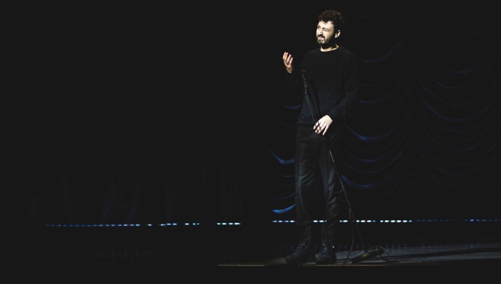 Roman Frayssinet : Alors