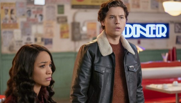 Riverdale Saison 6 Épisode 21 - Chapitre cent seize : La bataille finale