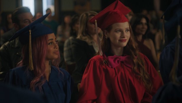 Riverdale Saison 5 Épisode 3 - Chapitre soixante-dix-neuf : La remise des diplômes