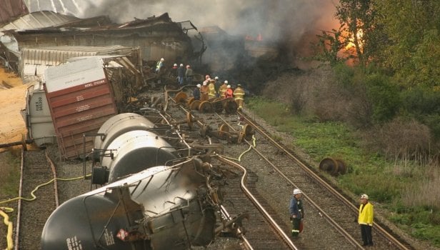 Crashs, trains et avions