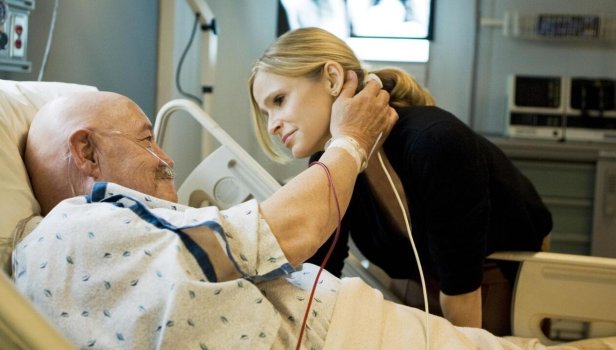 The Closer : L.A. enquêtes prioritaires Saison 4 Épisode 5 - La blonde et le tueur à gages