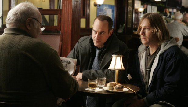 New York Unité Spéciale Saison 10 Épisode 13 - L'arnaque dans le sang