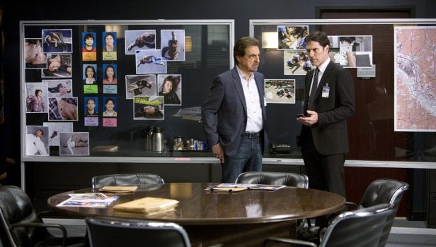 Esprits criminels Saison 9 Épisode 4 - A leurs yeux