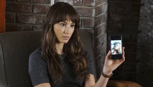 Pretty Little Liars Saison 6 Épisode 19 - Des ex bien utiles